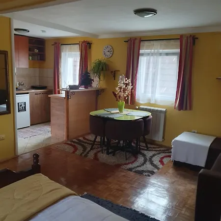 Aerport - Natura דירה